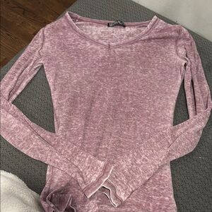 ⭐️2/$10 - long sleeve